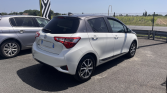 Photo arrière Toyota Yaris blanche